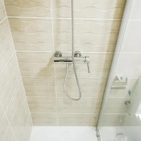 Club By Grupo Compostelana 4 Apartment *