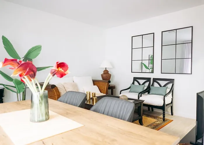Apartment Club By Grupo Compostelana 4