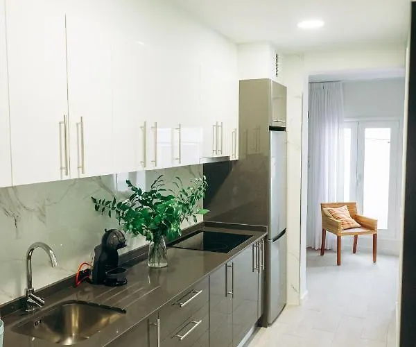 Club By Grupo Compostelana 4 Apartment *