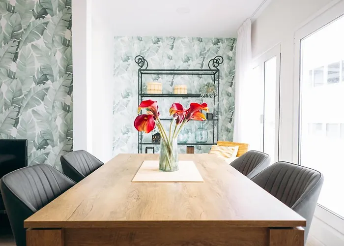 Club By Grupo Compostelana 4 *